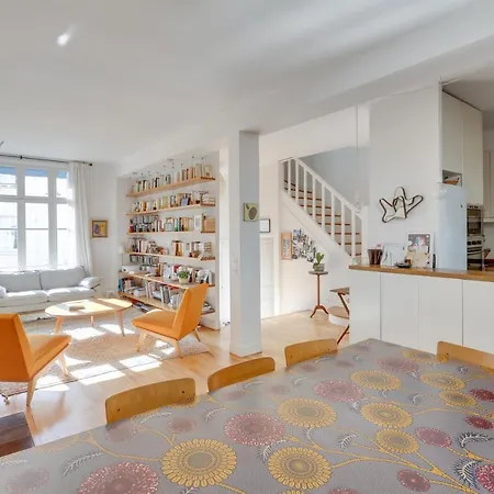 Comfortable House With Terrace For 5 People By Wee Holiday home *